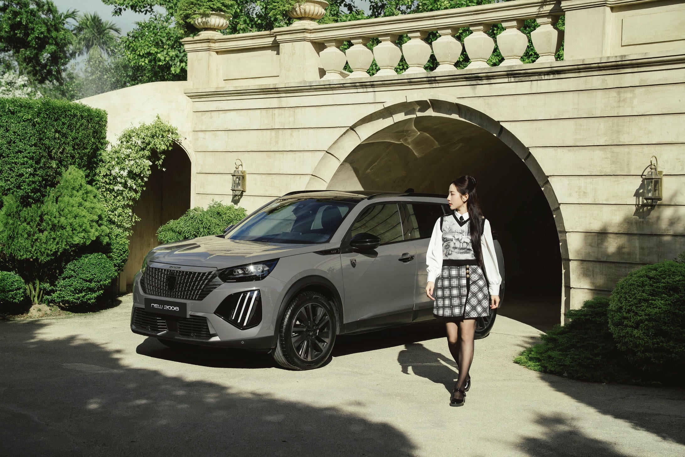 Vì sao phái đẹp chọn xe của THACO AUTO?