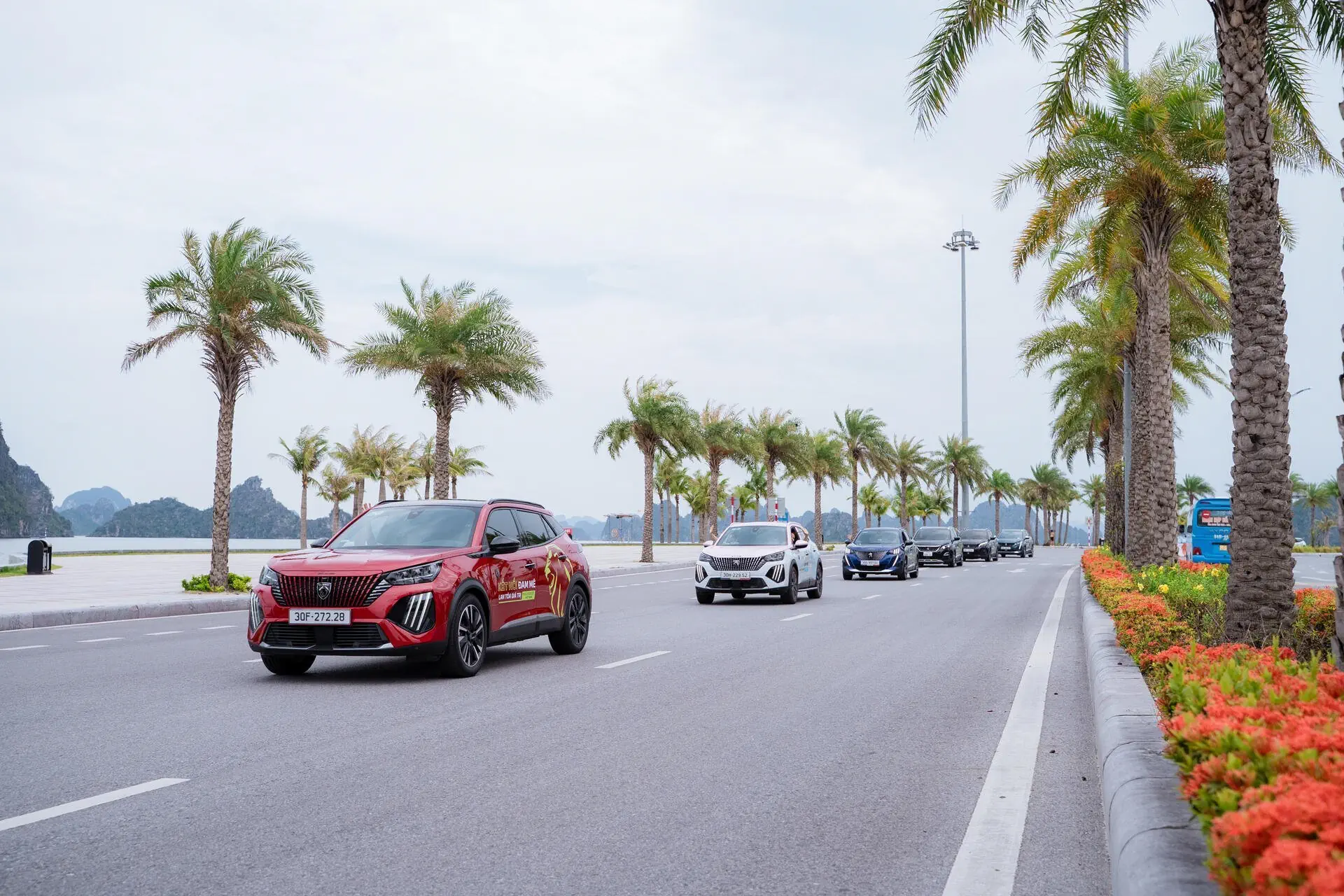 THACO AUTO kết nối khách hàng trên cả nước với chuỗi hành trình khám phá các địa danh Việt Nam