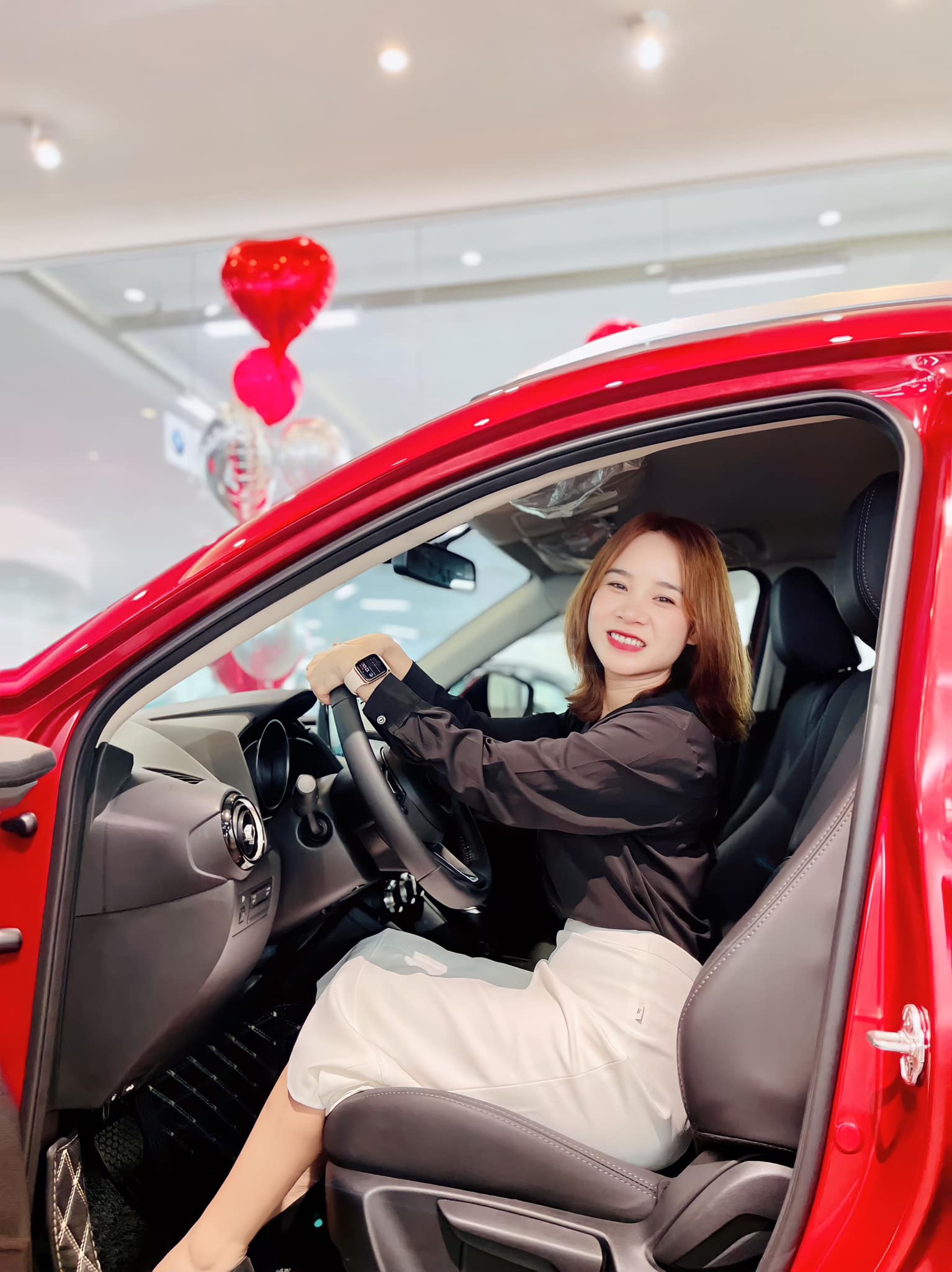 CÙNG THACO AUTO NGHỆ AN TÔN VINH “MỘT NỬA THẾ GIỚI”