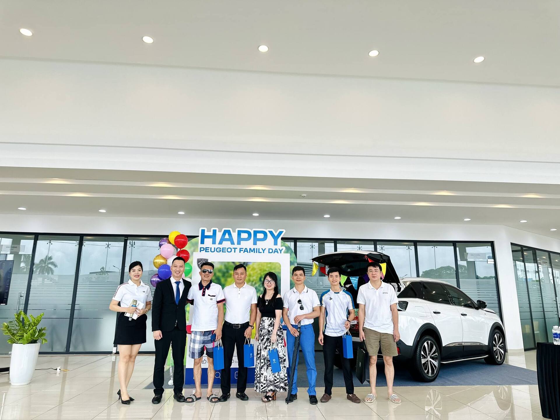 THACO AUTO NGHỆ AN GHI LẠI  NHỮNG KHOẢNH KHẮC ĐÁNG NHỚ TẠI CHƯƠNG TRÌNH “PEUGEOT FAMILY DAY”